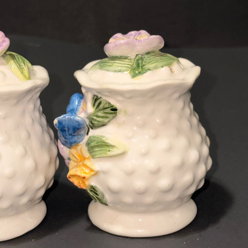 Fitz & Floyd Bluebirds Floral Ceramic Salt Pepper Shaker Set White Hobnail - Picture 14 of 16